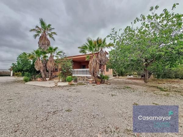 Casa independiente en carretera de la Bayona Baja