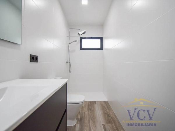 Chalet pareado en calle Alcalde José Verdú Forner