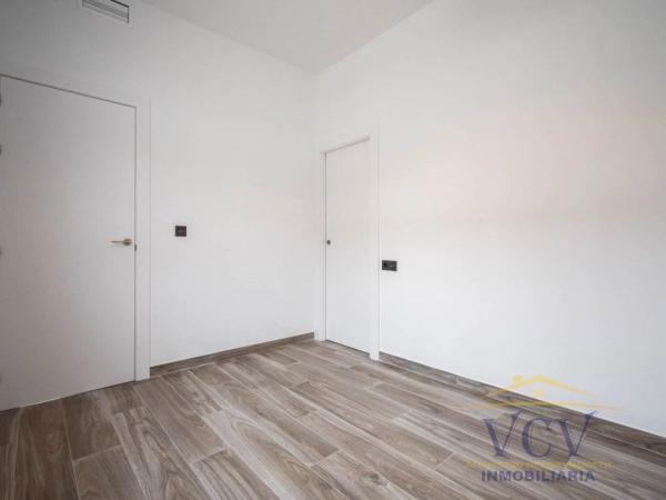 Chalet pareado en calle Alcalde José Verdú Forner