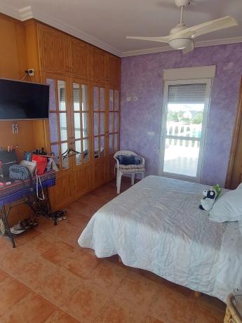 Casa independiente en calle de la Rosella s/n