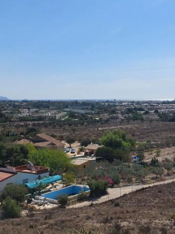 Casa independiente en calle de la Rosella s/n