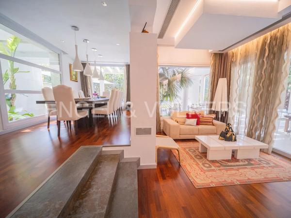 Casa independiente en calle del Músico Ambrosio de Cotes