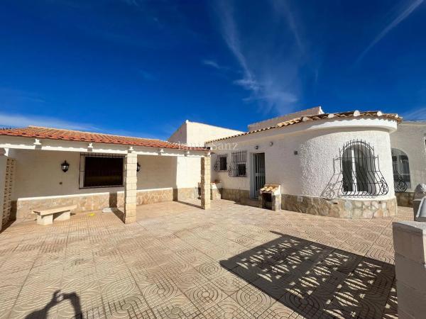 Casa independiente en calle Vall d Alcala s/n