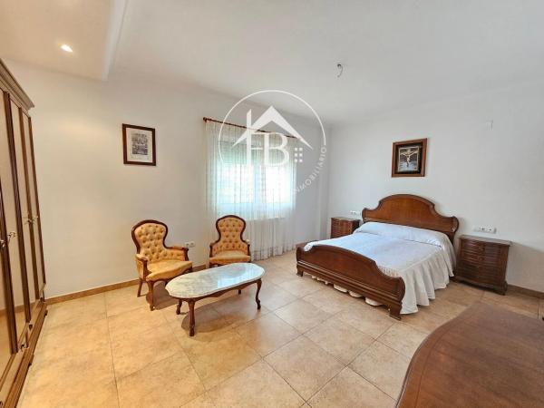 Chalet en calle la Sèquia