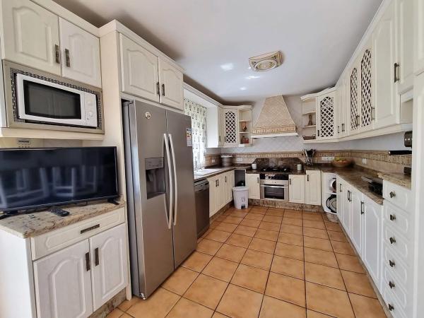 Casa independiente en calle de la Serrella