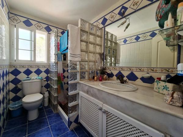 Casa independiente en calle de la Serrella