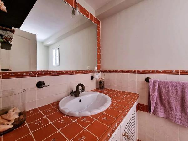 Casa independiente en calle de la Serrella