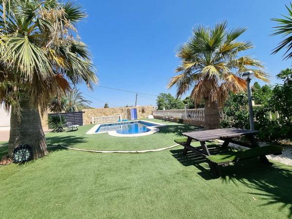 Casa independiente en calle de la Serrella