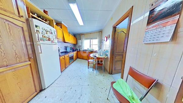 Chalet en carretera Nacional N-340, 20 -26