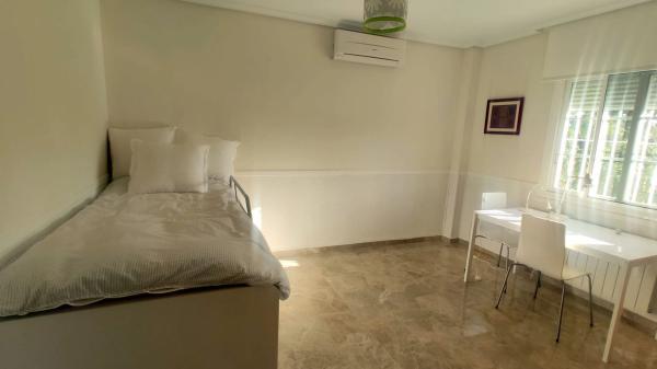 Casa independiente en calle del Vespre, 1