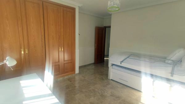 Casa independiente en calle del Vespre, 1