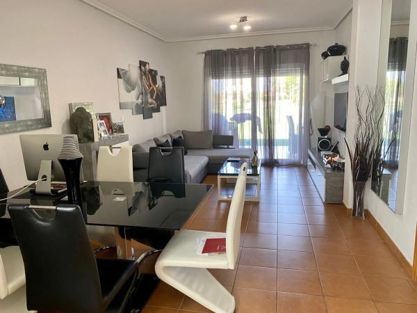 Chalet pareado en calle del Marge, 1