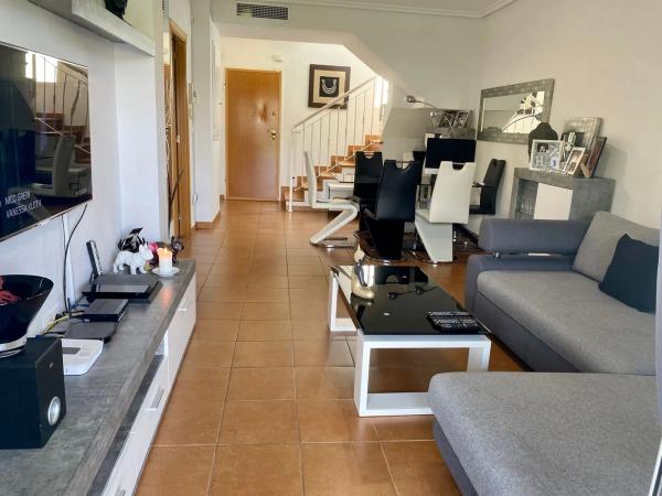 Chalet pareado en calle del Marge, 1