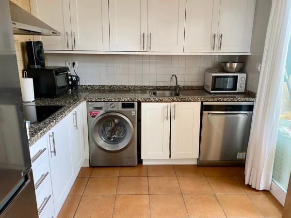 Chalet pareado en calle del Marge, 1