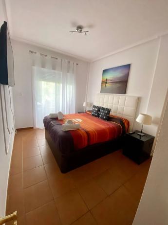 Chalet pareado en calle del Marge, 1