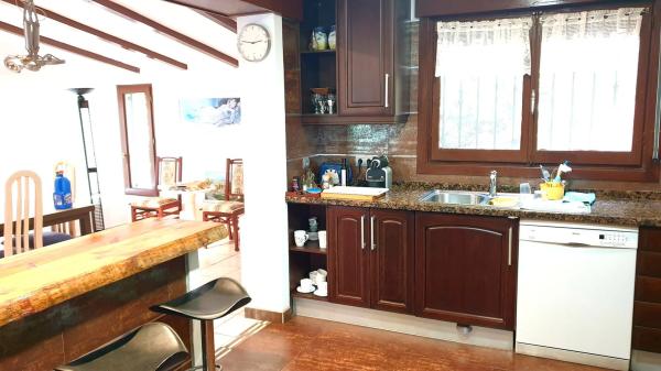 Chalet adosado en calle Torreta