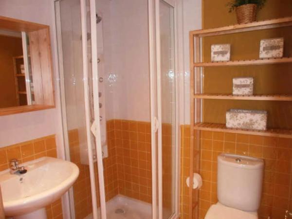 Chalet adosado en calle Marge, 1