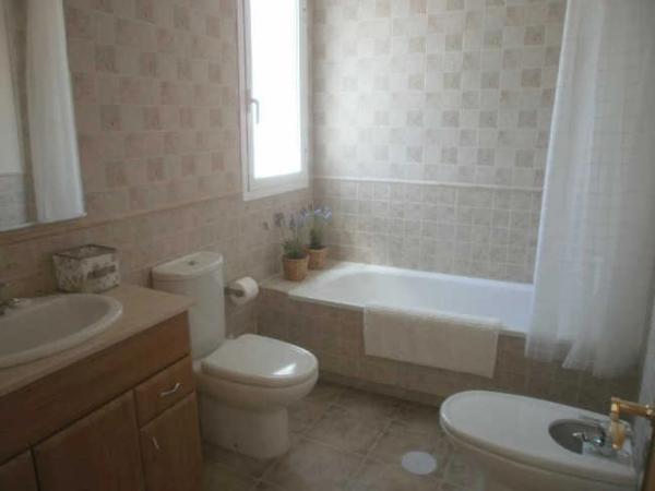 Chalet adosado en calle Marge, 1