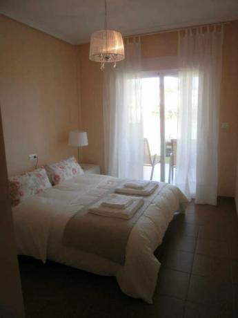 Chalet adosado en calle Marge, 1