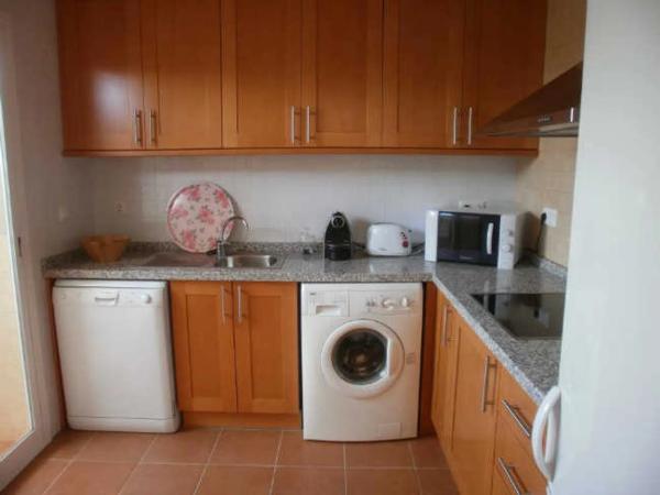 Chalet adosado en calle Marge, 1