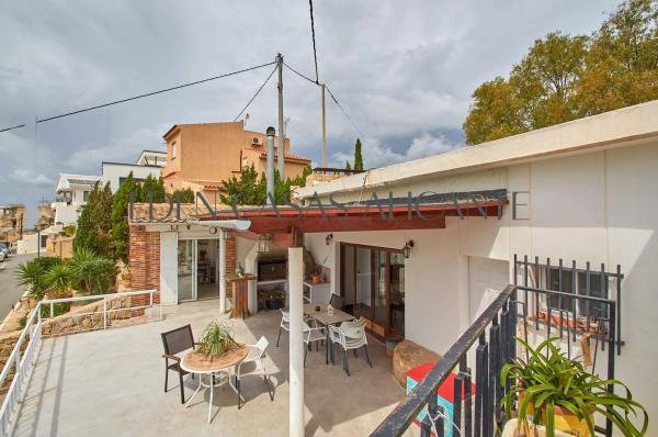 Casa independiente en calle Marbella