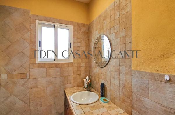 Casa independiente en calle Marbella