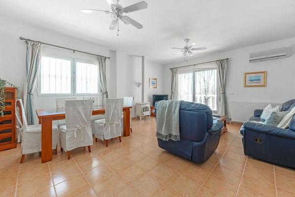 Casa independiente en calle d'Oriola