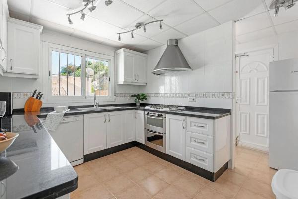 Casa independiente en calle d'Oriola