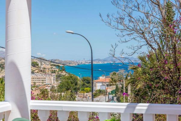 Casa independiente en calle d'Oriola