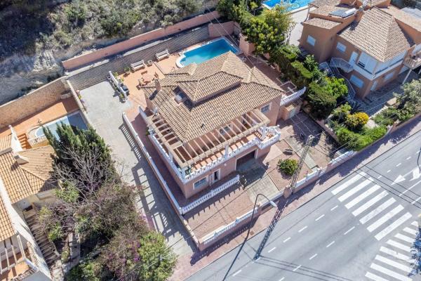 Casa independiente en calle d'Oriola