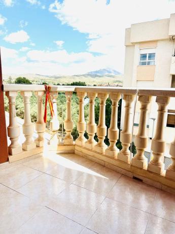 Piso en calle de la cruz, 25