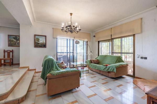 Casa independiente en Diseminado Afueras