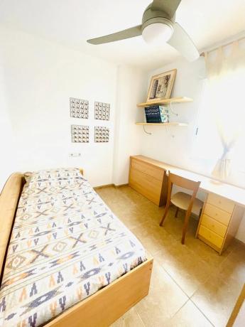 Piso en calle d'Oriola, 118