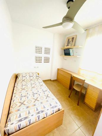 Piso en calle d'Oriola, 118