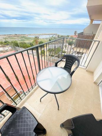 Piso en calle d'Oriola, 118