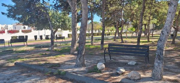 Chalet en carretera Alicante-Valencia