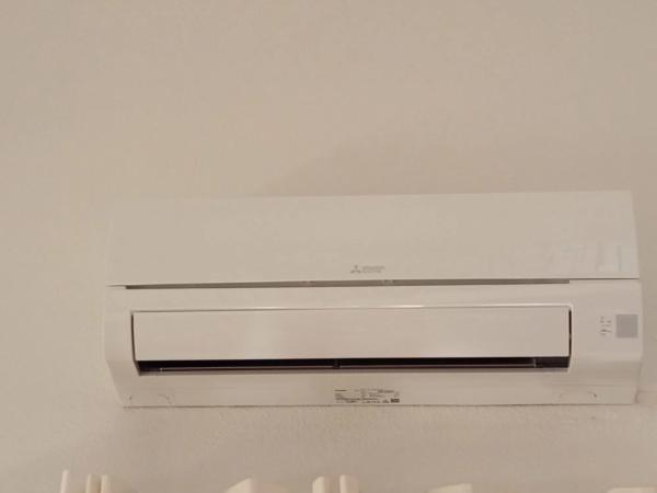 Chalet pareado en avenida de l'Amerador, 8