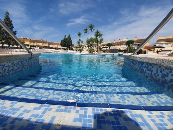 Chalet en calle d'Oriola