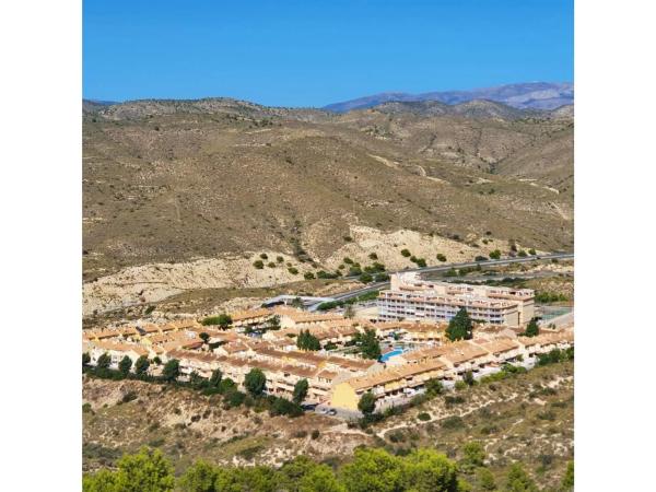 Chalet en calle d'Oriola