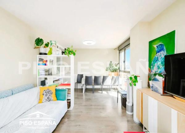 Piso en calle de Juan de la Cierva