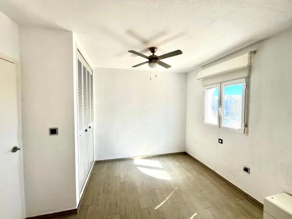 Chalet adosado en calle Pla de l'Amerador, 66