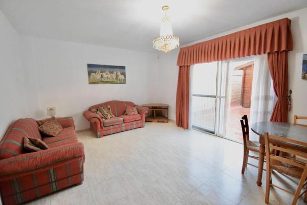 Chalet adosado en calle Cocentaina, 26