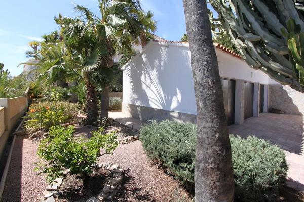 Casa independiente en calle Dolores