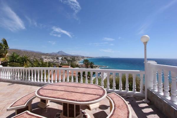 Casa independiente en calle Dolores