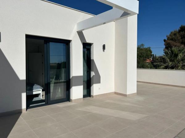 Casa independiente en calle de Quito Malena