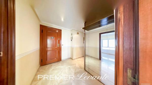 Piso en avenida Jaime i el Conquistador, 194