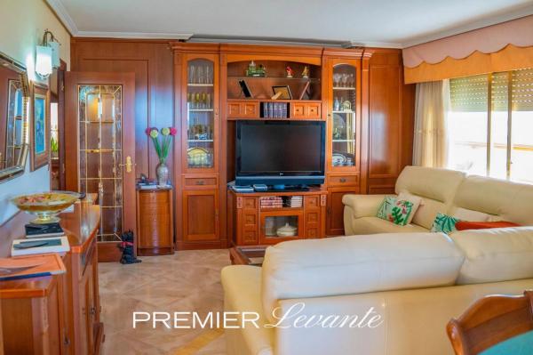 Piso en avenida Jaime i el Conquistador, 194