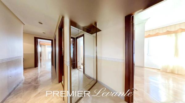 Piso en avenida Jaime i el Conquistador, 194