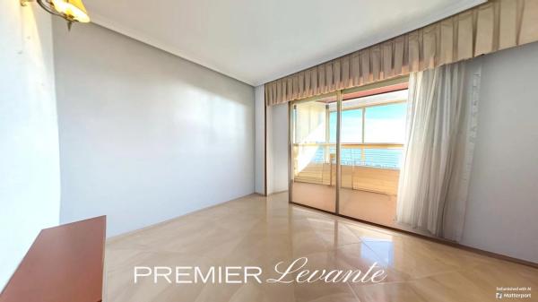 Piso en avenida Jaime i el Conquistador, 194