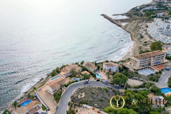 Casa independiente en calle Altea